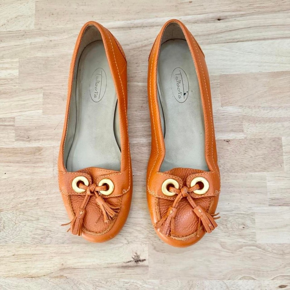 Vintage Orange Leather Grommet Tassel Flat Talbots Size 6.5 ballet loafer